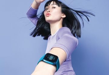 fitbit versa lite vs galaxy watch active