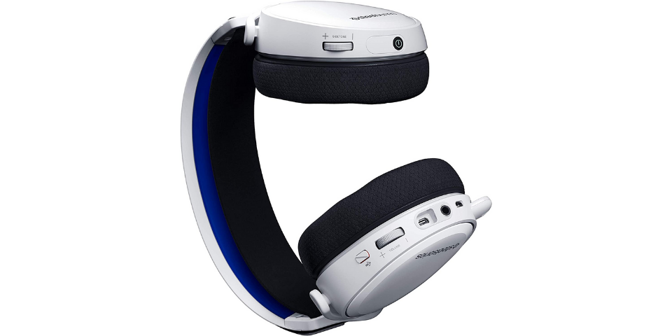 PS5 Pulse 3D Headset vs SteelSeries Arctis 7P Usage